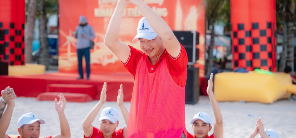 Đoàn teambuilding doanh nghiệp cùng VNPlus Travel & Event